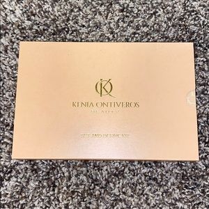 New Kenia ontiveros beauty contour palette